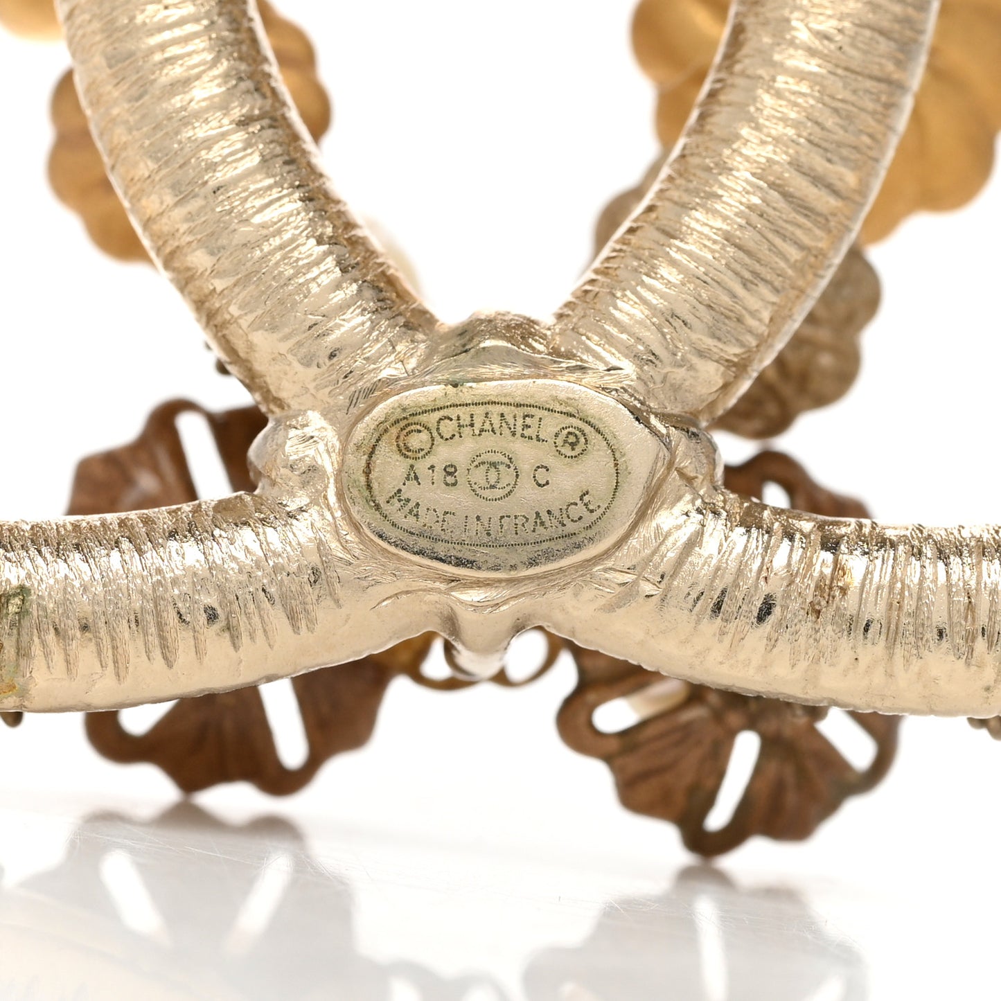 Pearl Camelia CC Brooch Gold