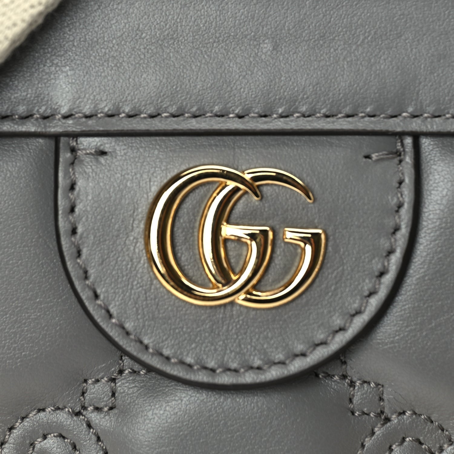 Gucci Calfskin GG Matelasse Small Slim Chain Shoulder Bag  Dusty Grey Natural 6 of 8