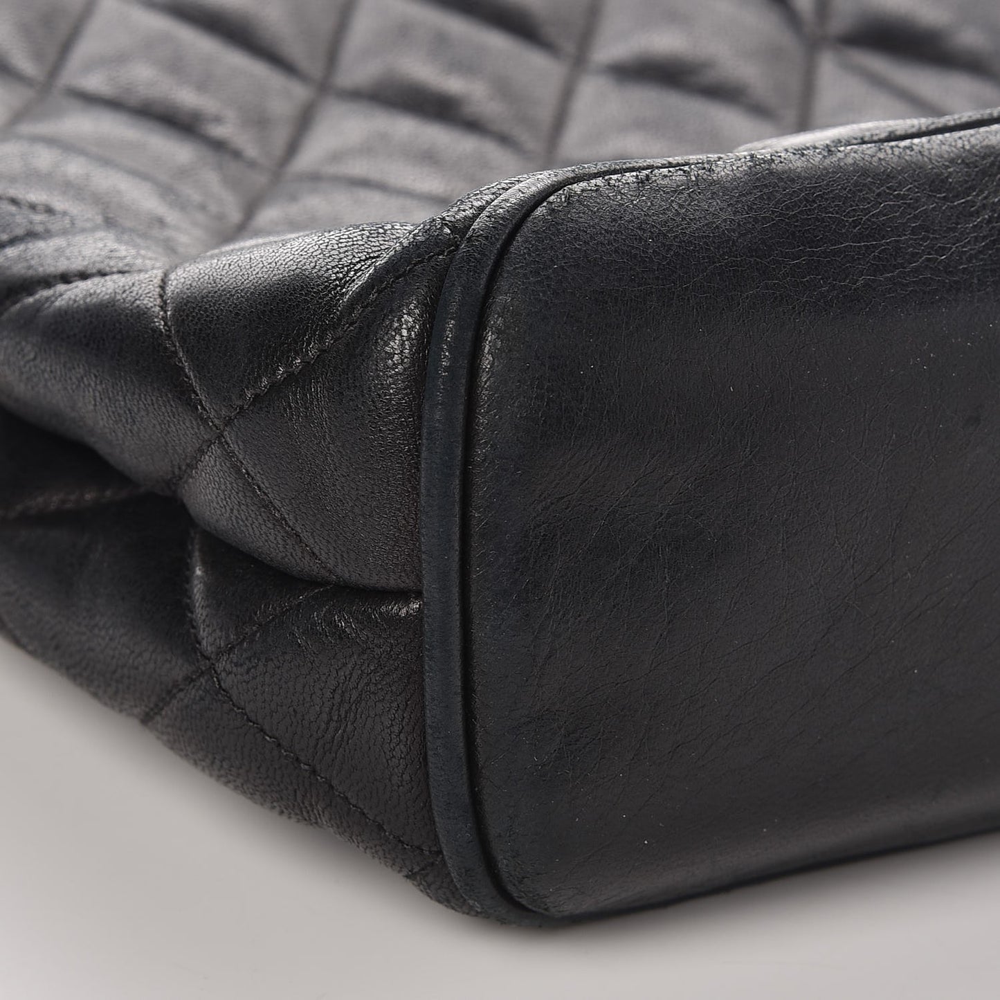 Lambskin Quilted Shoulder Bag Black