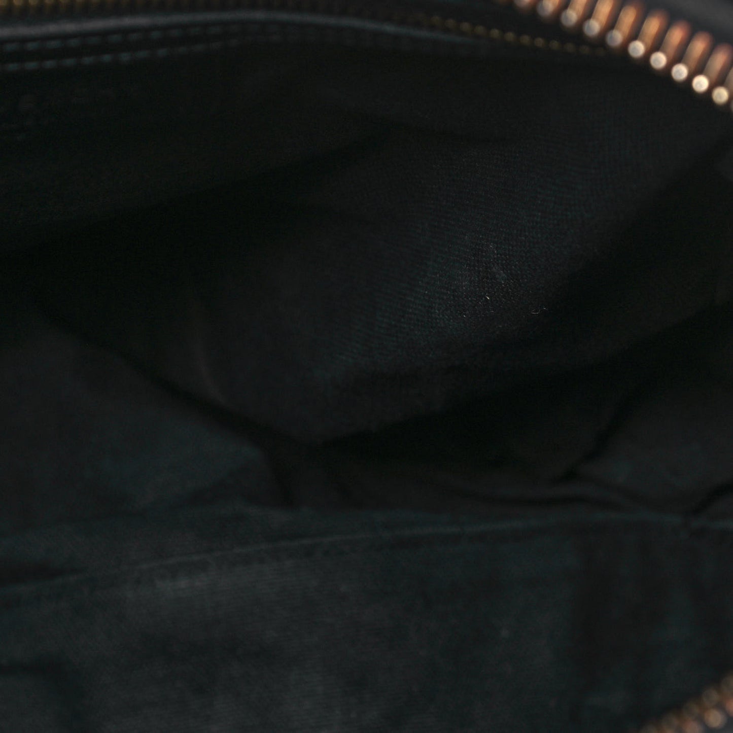 Shiny Lord Calfskin Medium Antigona Black