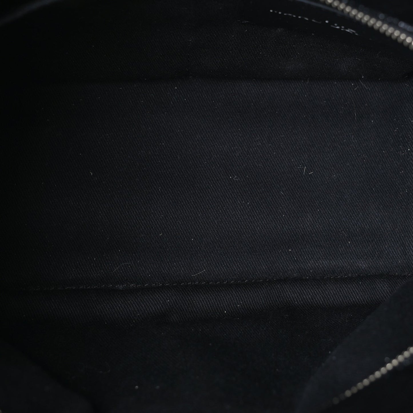 Shiny Crinkled Lambskin Medium The Tote Bag Black