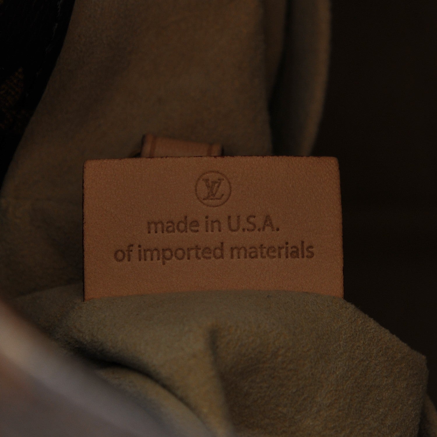 Louis Vuitton Monogram Artsy MM 7 of 7