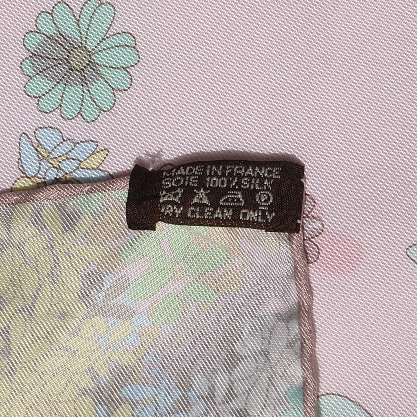 Silk Offrandes D'Un Jour Scarf 90