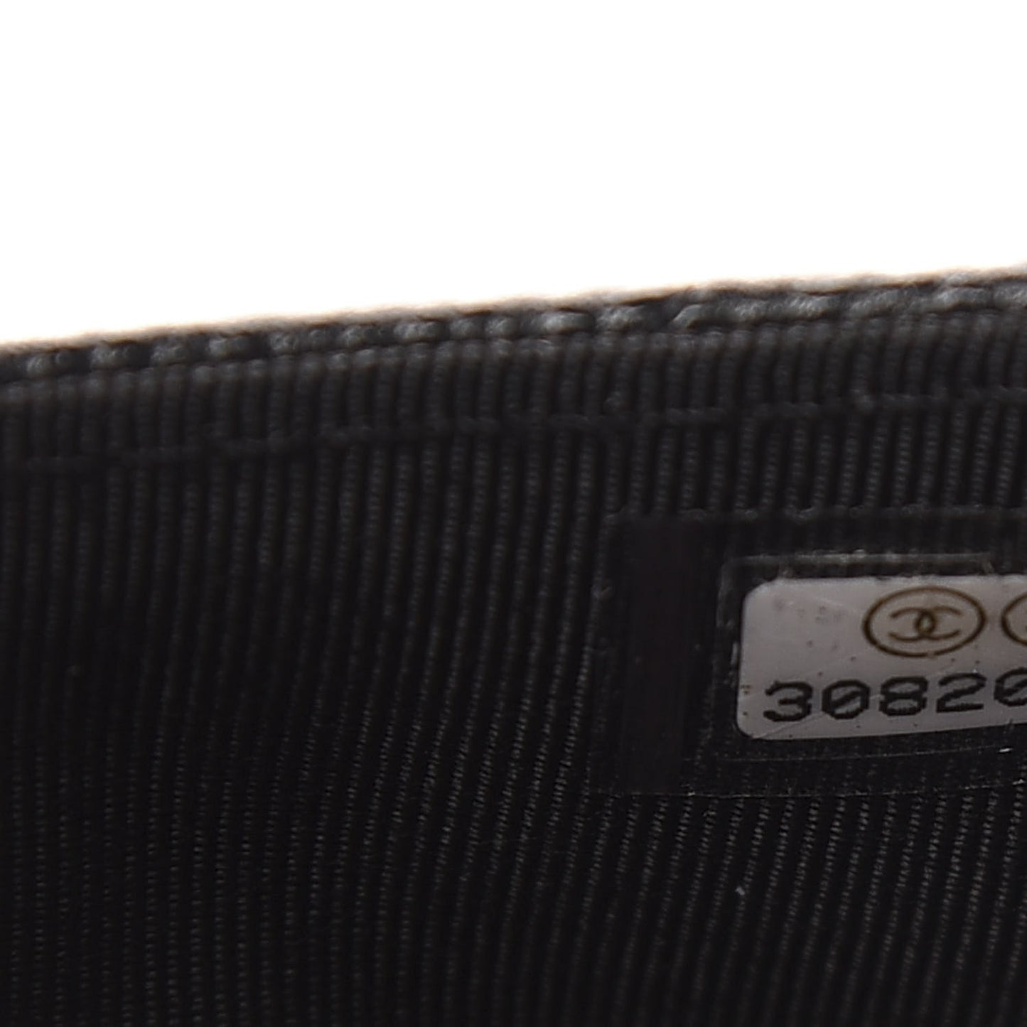 Caviar Quilted CC Zip Card Holder Black