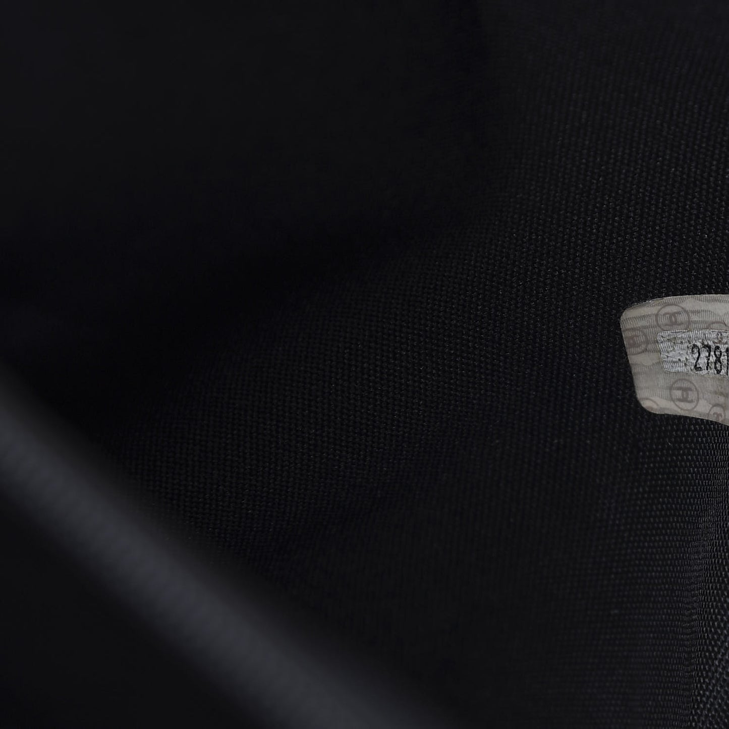 Caviar CC Tote Black