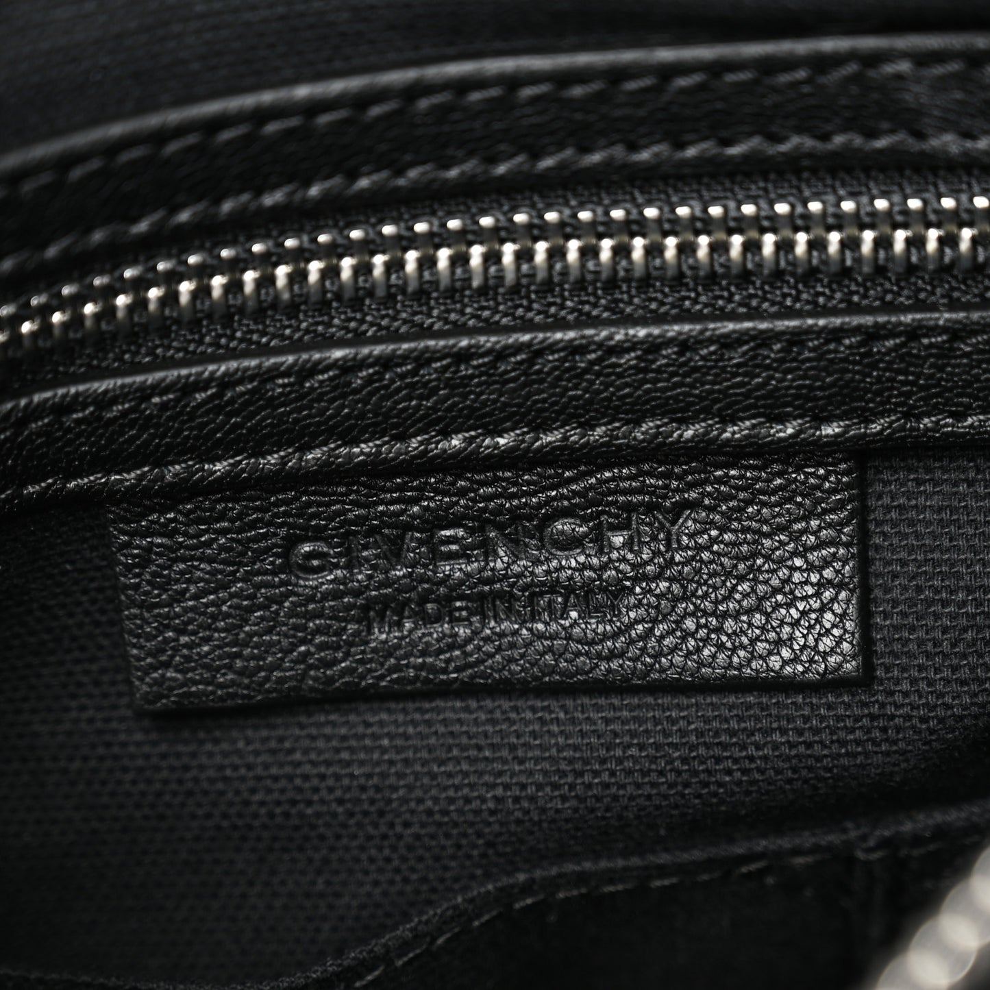 Sugar Goatskin Small Pandora Black