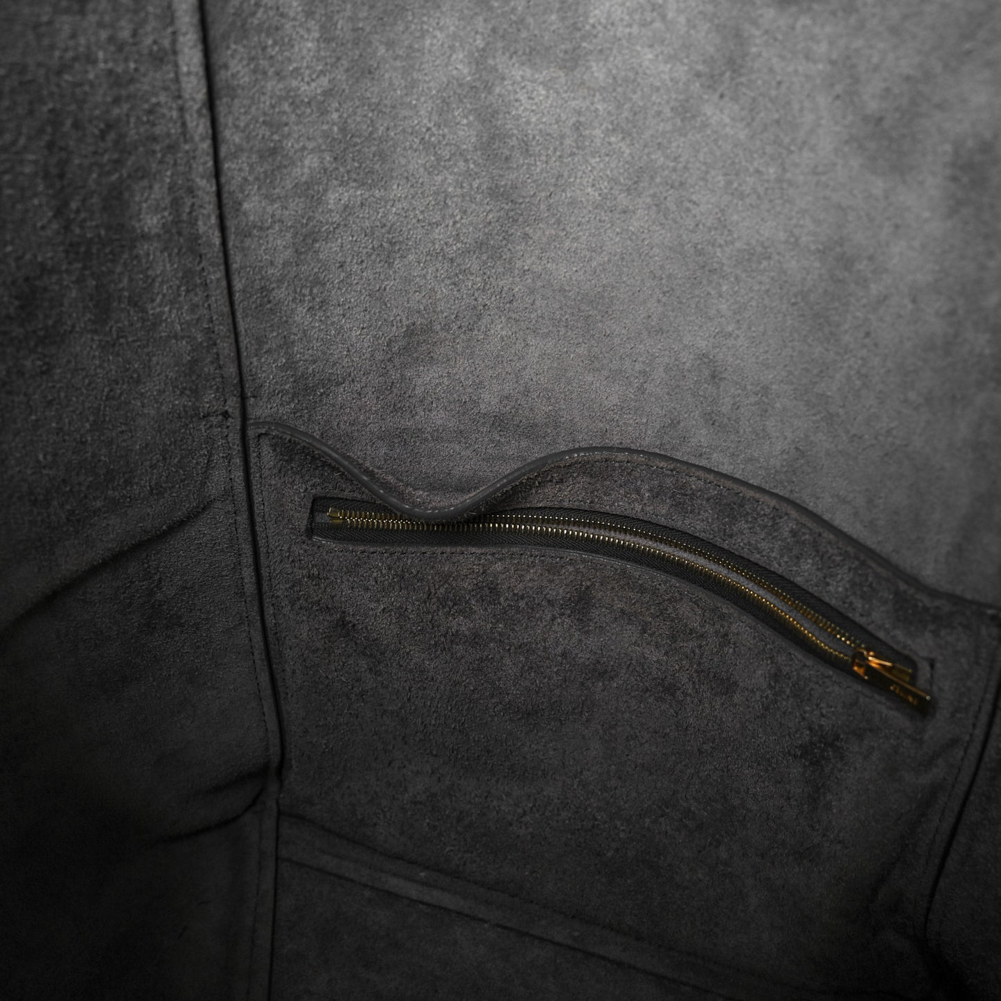 Soft Grained Calfskin Sangle Bucket Bag Kohl