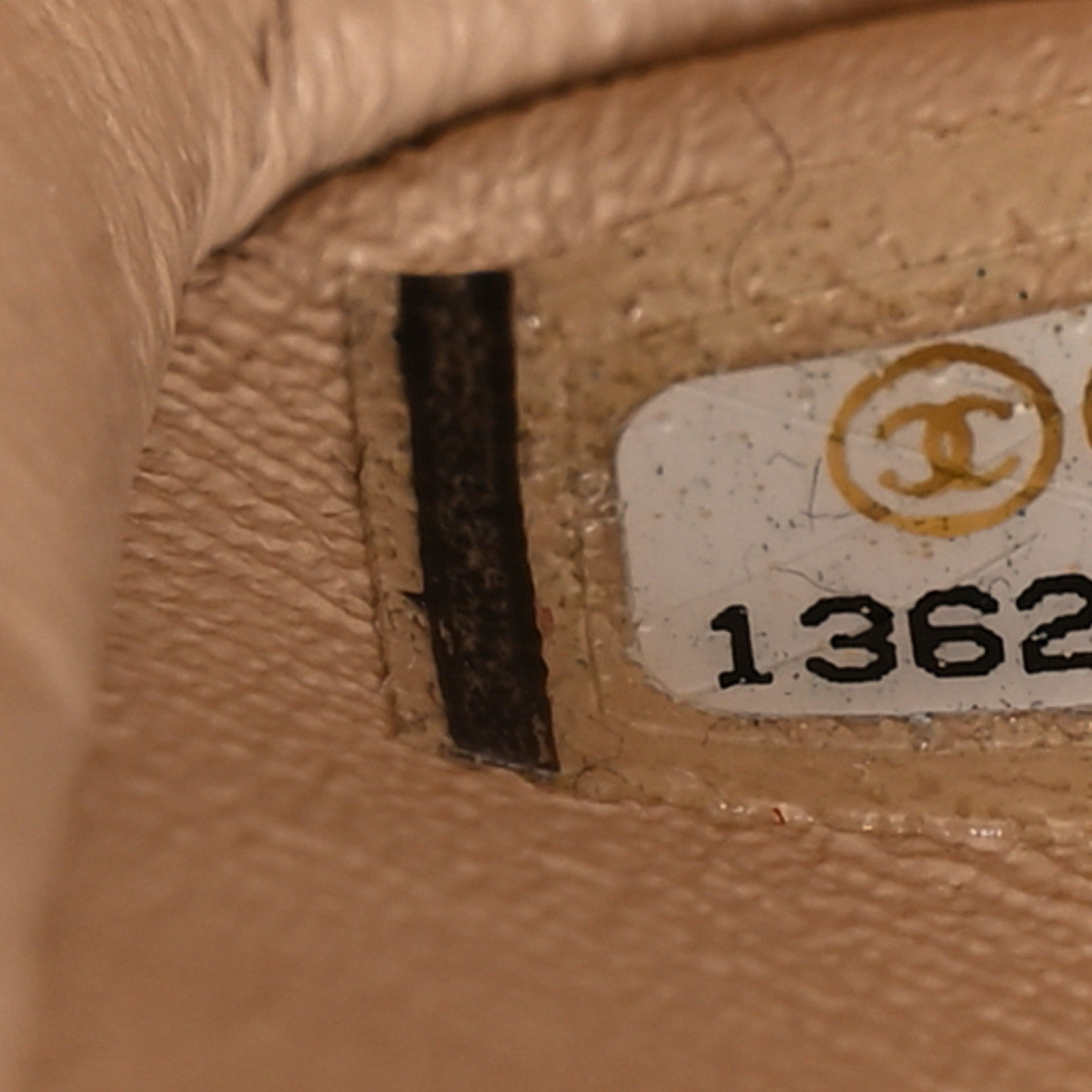 Caviar Quilted Jumbo Single Flap Beige