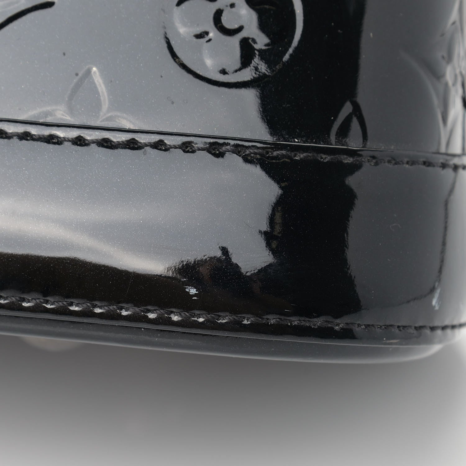 Louis Vuitton Vernis Alma PM Black 9 of 14