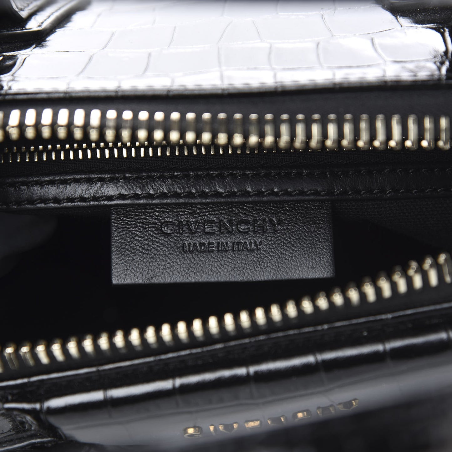 Calfskin Crocodile Embossed Small Antigona Black