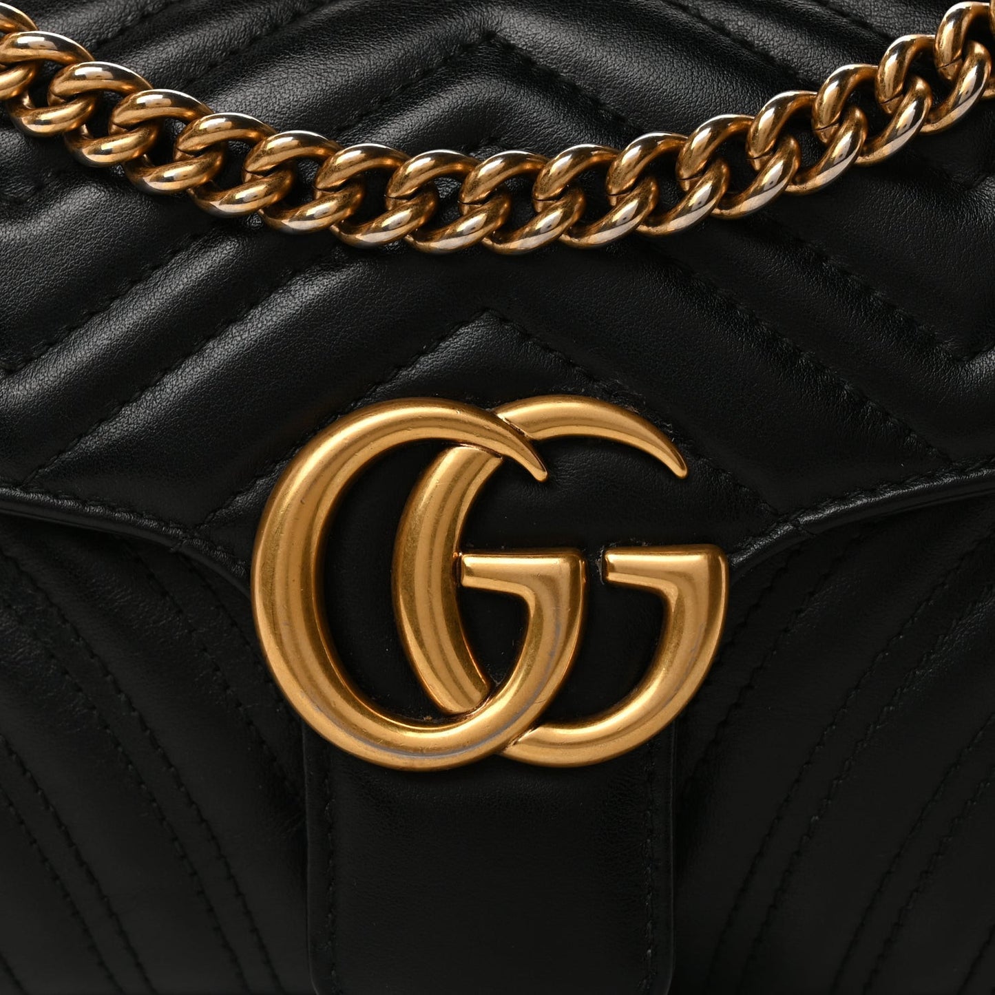 Calfskin Matelasse Small GG Marmont Shoulder Bag Black