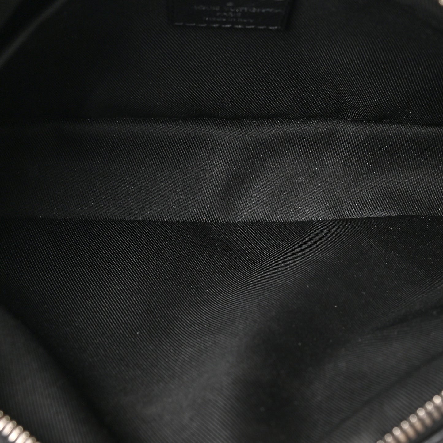 Taiga Monogram Eclipse Outdoor Messenger Black