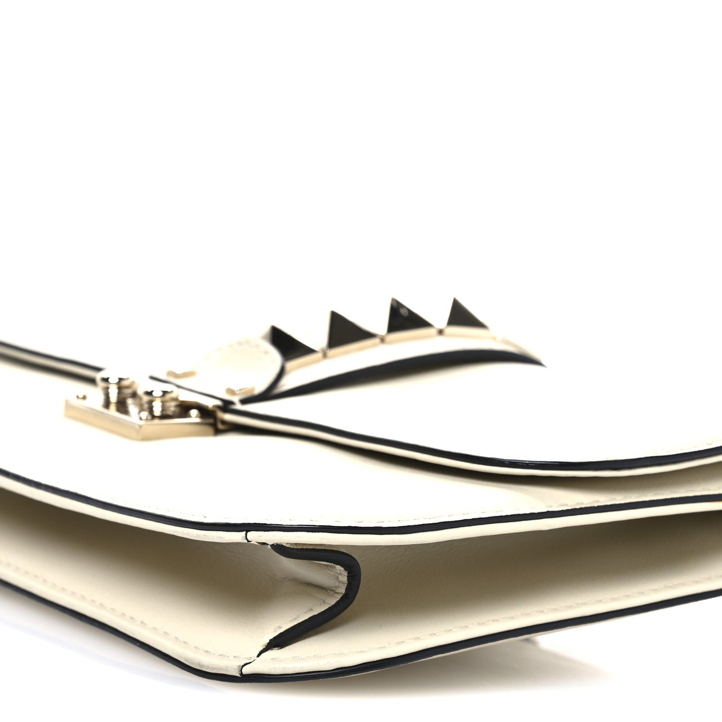 Vitello Medium Glam Lock Rockstud Flap Light Ivory