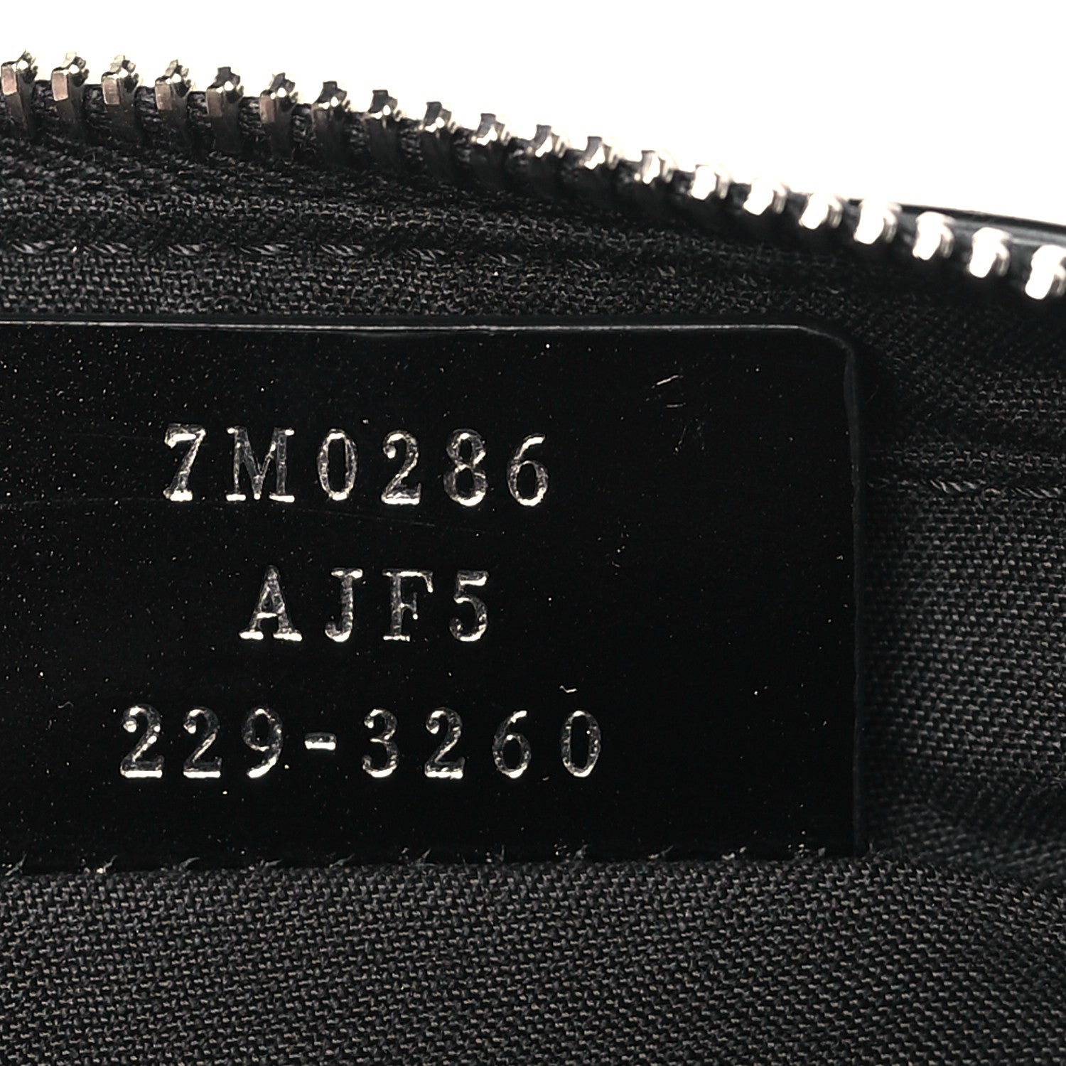 Fendi Vitello King FF Lines Embossed Lock Chain 1974 Diagonal Medium Camera Case Black 7 of 9