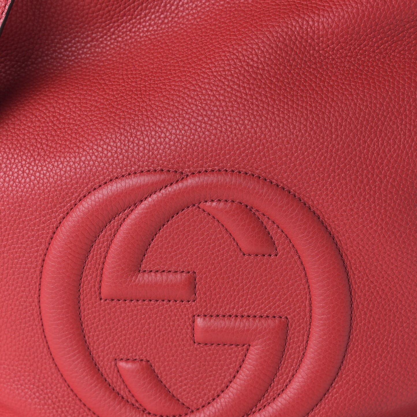 Pebbled Calfskin Large Soho Hobo Tabasco Red