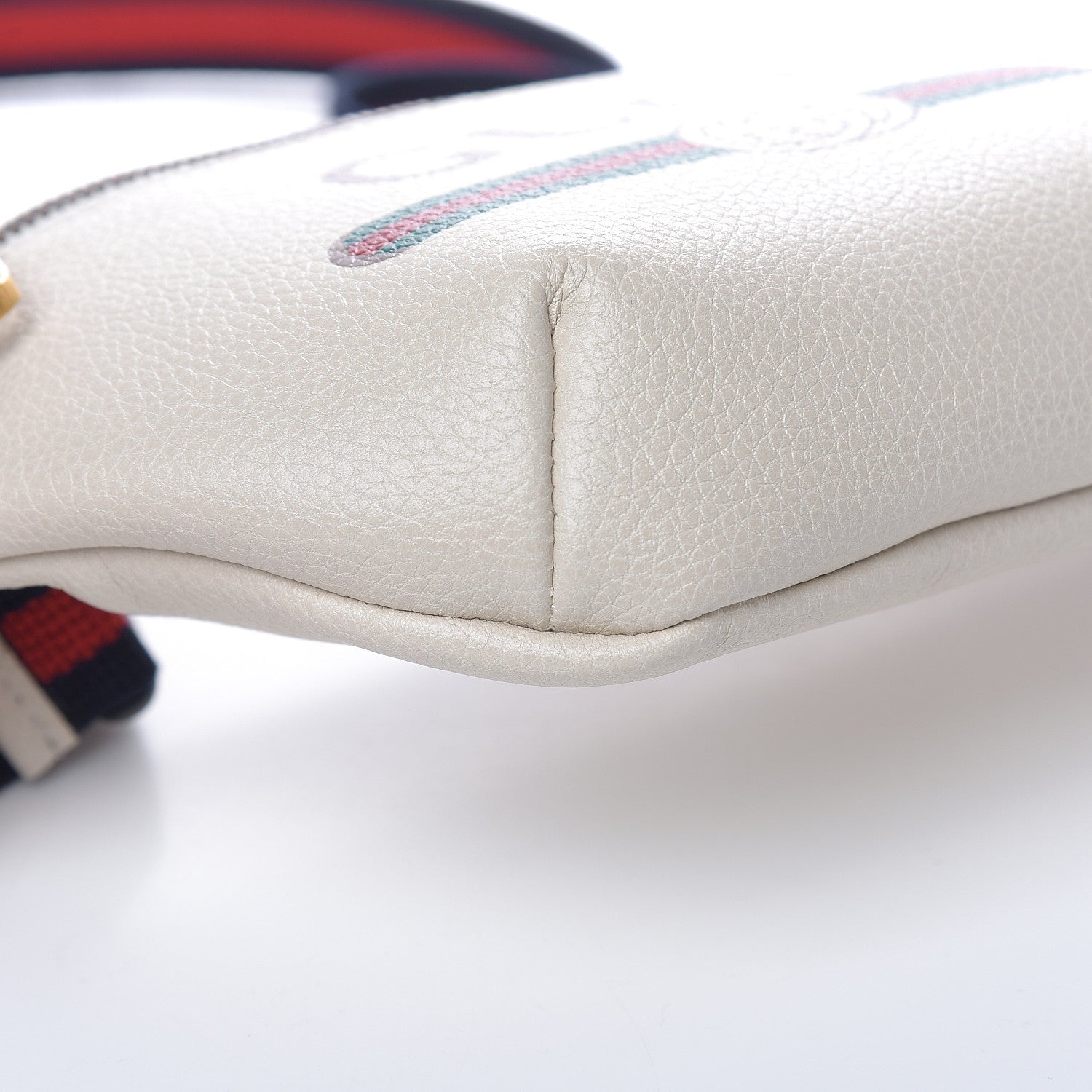 Gucci Grained Calfskin Small Logo Belt Bag White 8 of 9