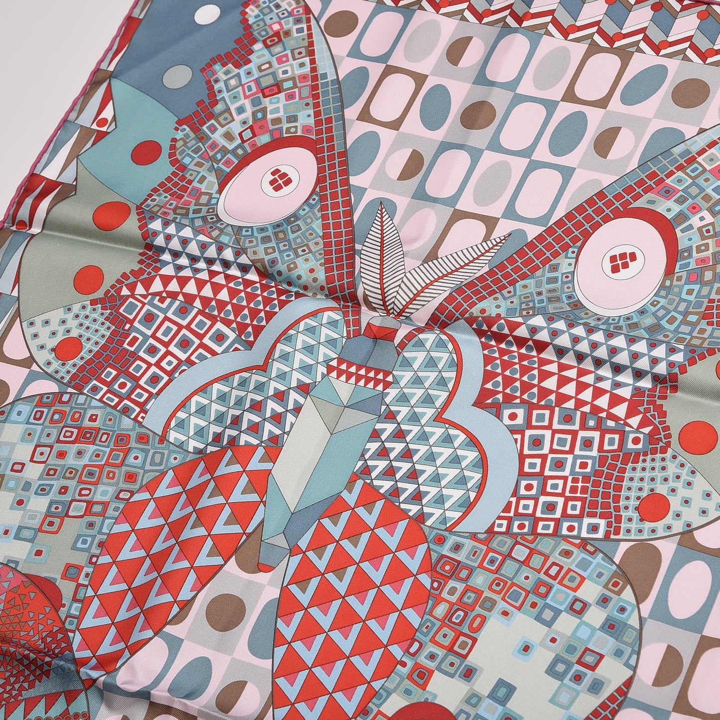 Silk Les Ailes De La Soie Scarf 90