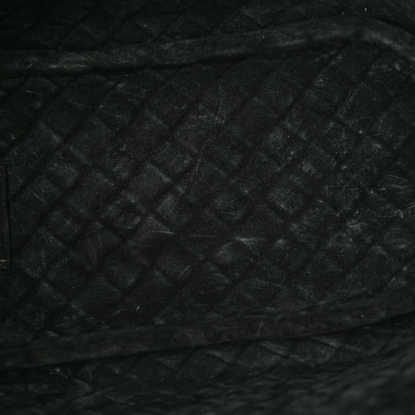 Calfskin Intrecciato Picnic Black