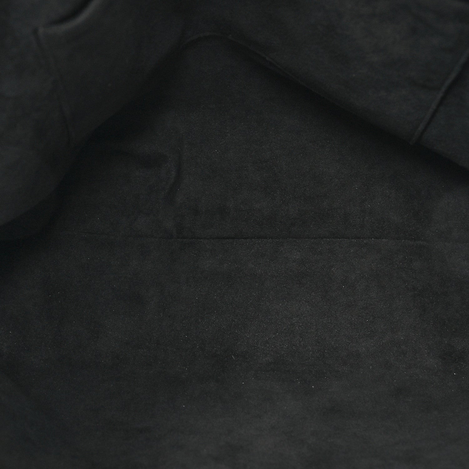 Louis Vuitton Reverse Monogram Triangle Softy 5 of 13