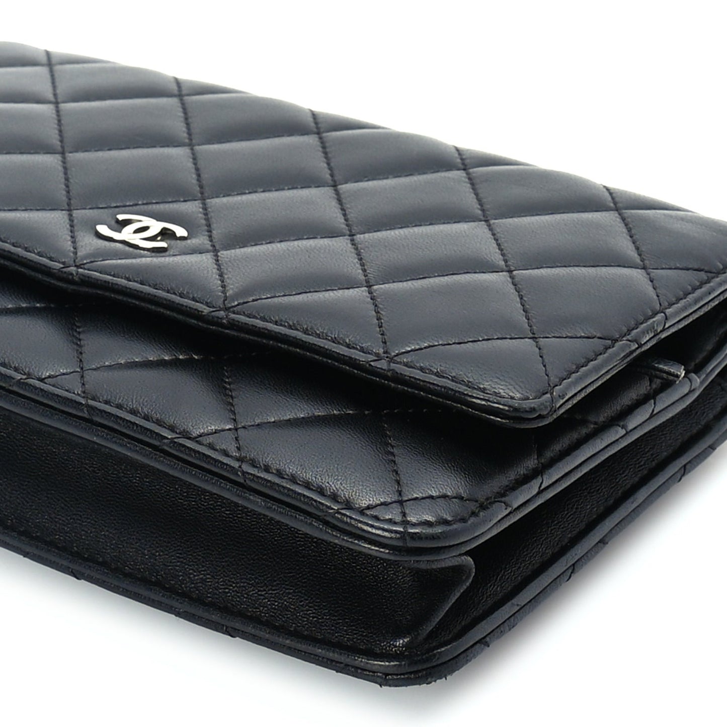 Lambskin Quilted Wallet On Chain WOC Black