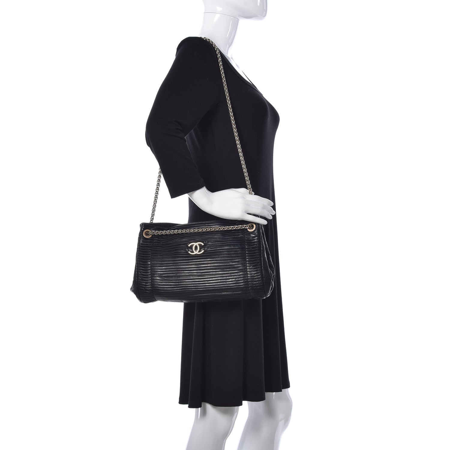 Gucci Soft Microguccissima Medium Emily Chain Shoulder Bag Loess 2 of 10