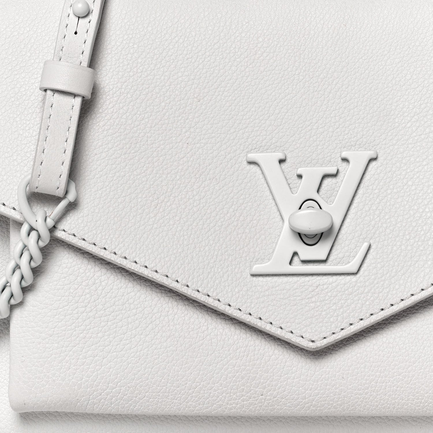 Louis Vuitton Soft Calfskin Mylockme Chain Bag BB White 7 of 16