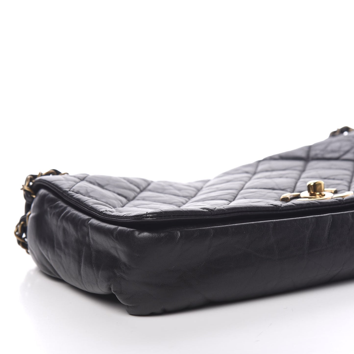 Aged Calfskin Quilted Medium Pondichery Flap Black