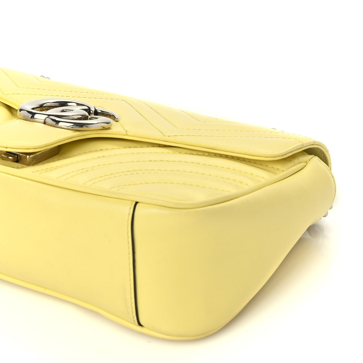 Calfskin Matelasse Small GG Marmont Shoulder Bag Banana