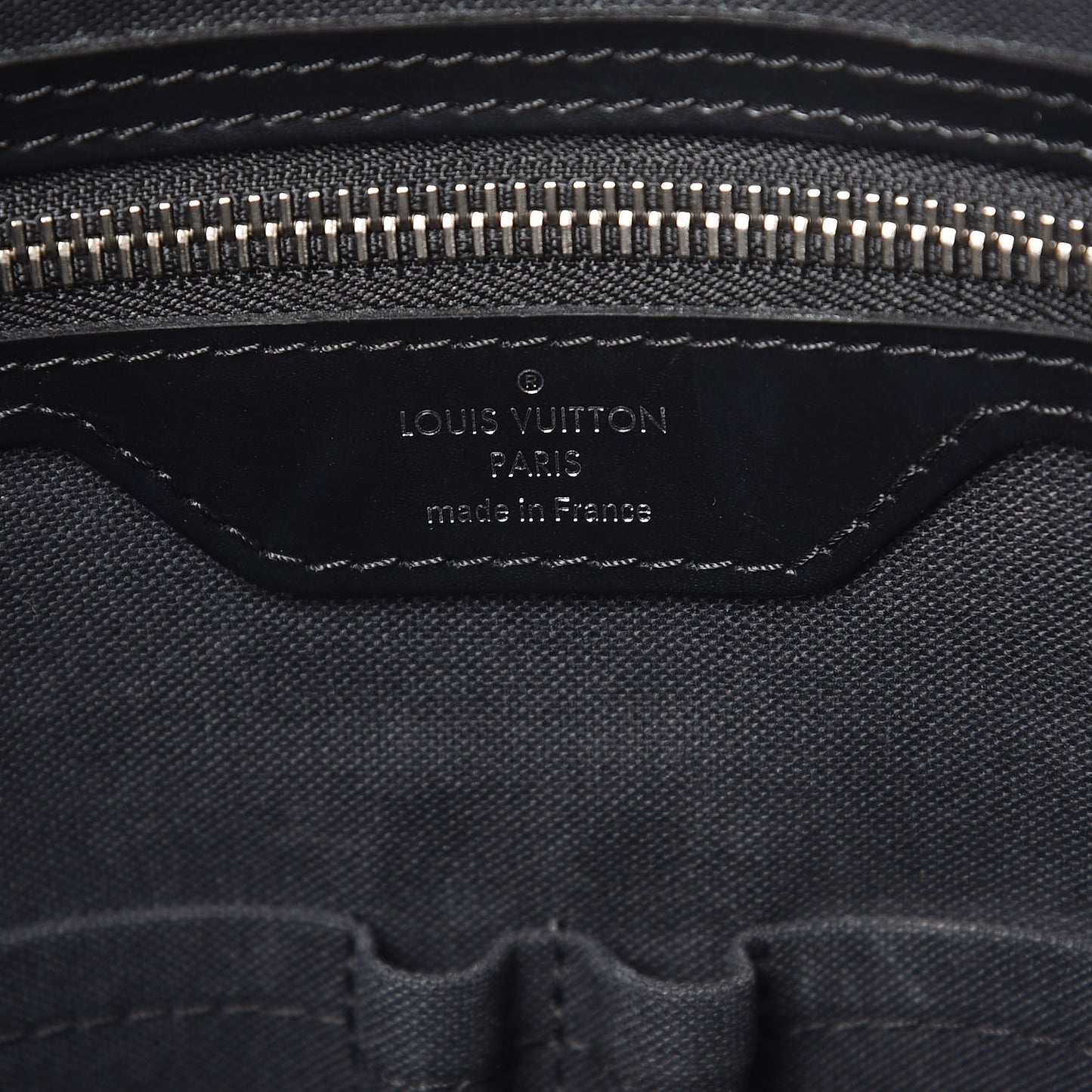 Damier Graphite District GM