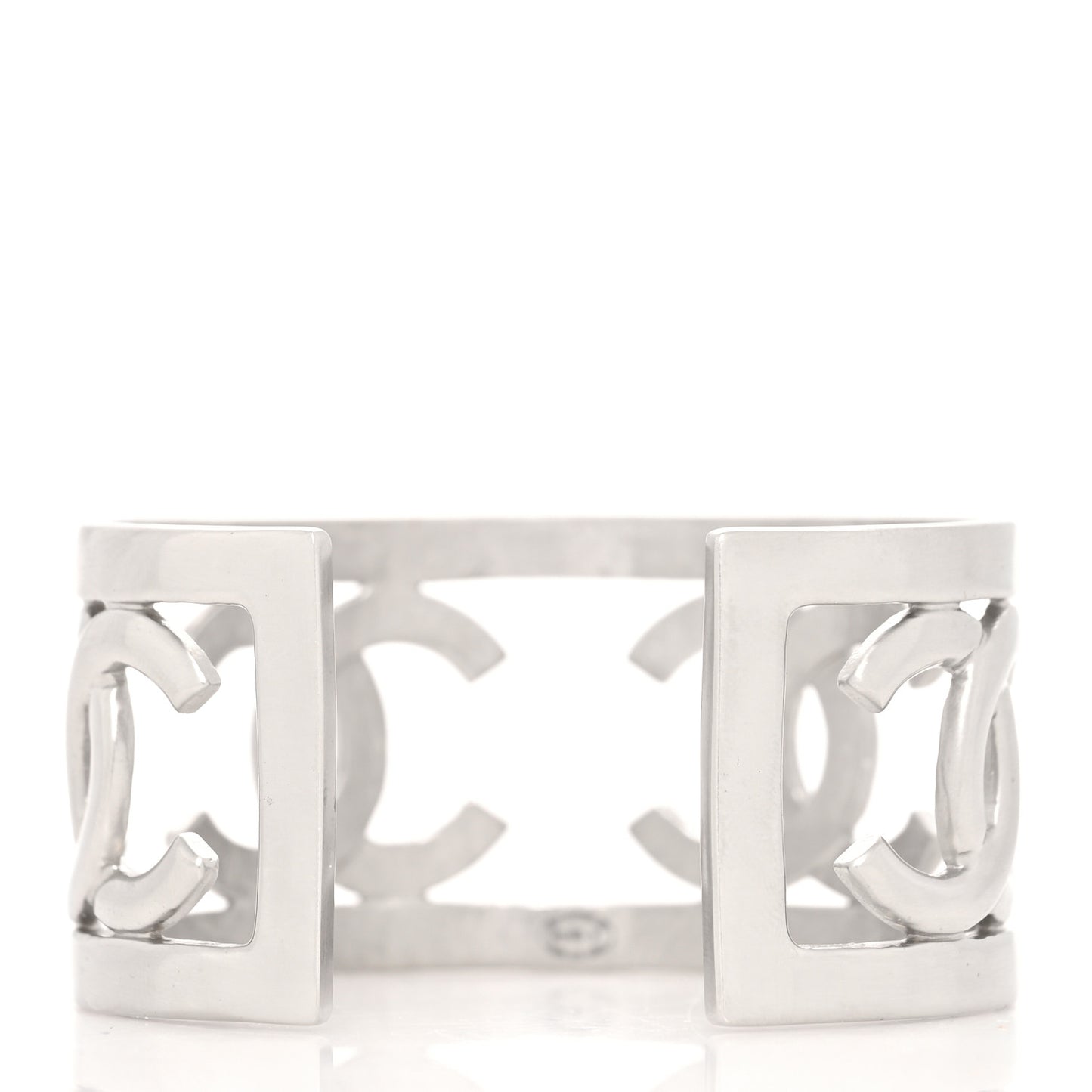 Metal CC Cuff Silver