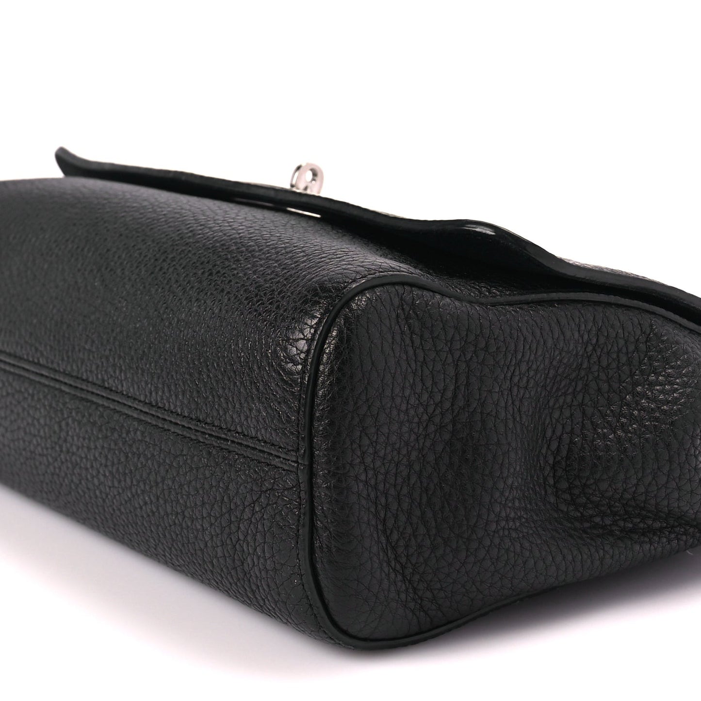 Small Classic Grain Calfskin Medium Lily Black