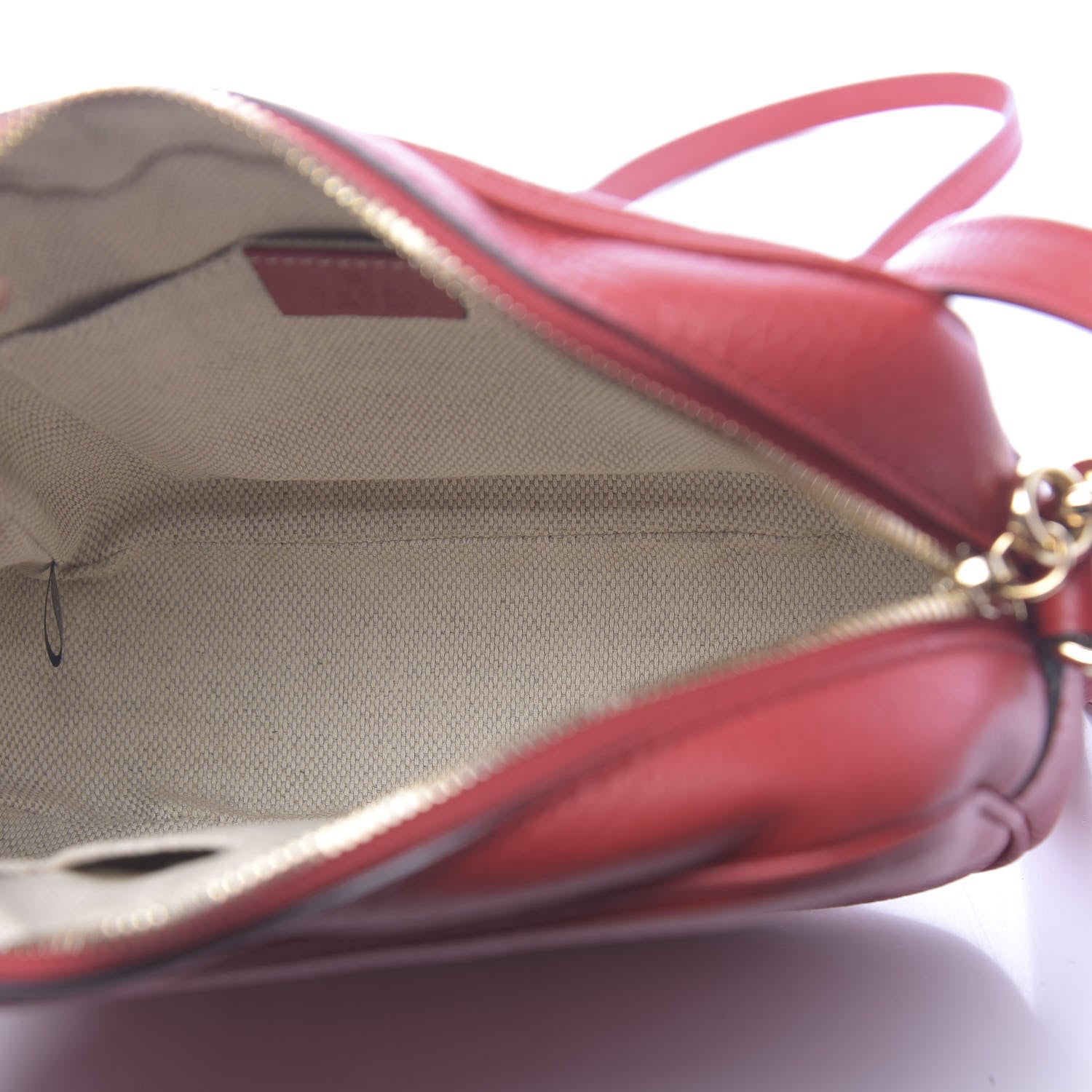 Gucci Pebbled Calfskin Small Soho Disco Bag Tabasco Red 5 of 11