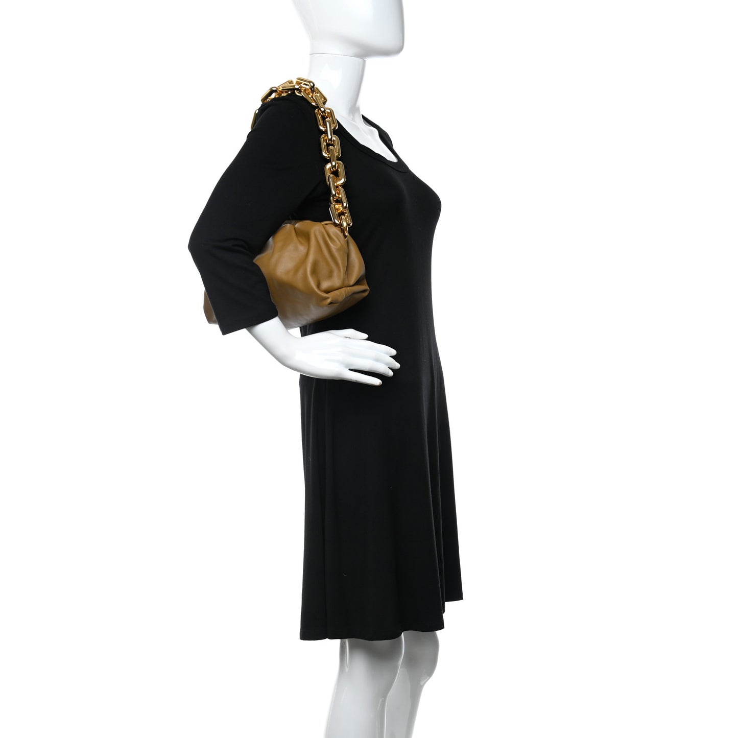 Calfskin The Pouch Chain Cammello