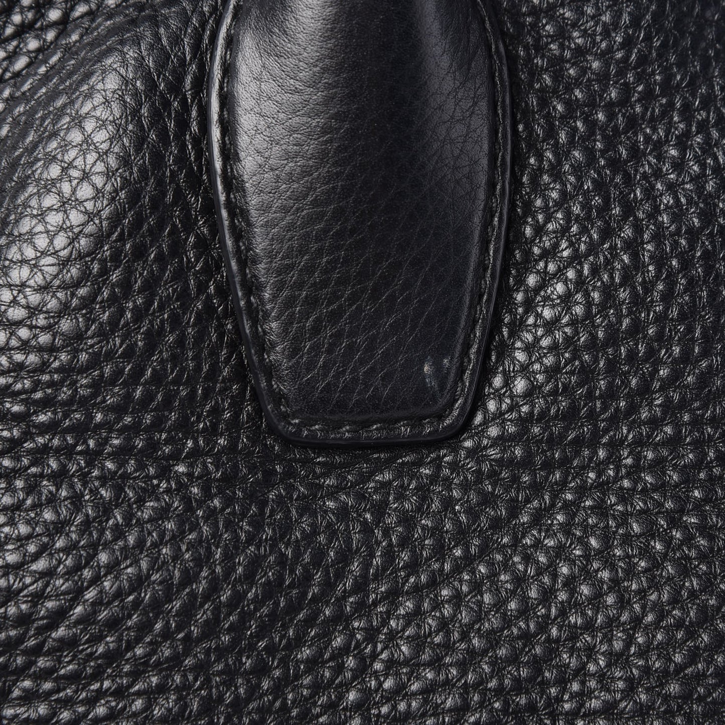 Vitello Daino Tote Black