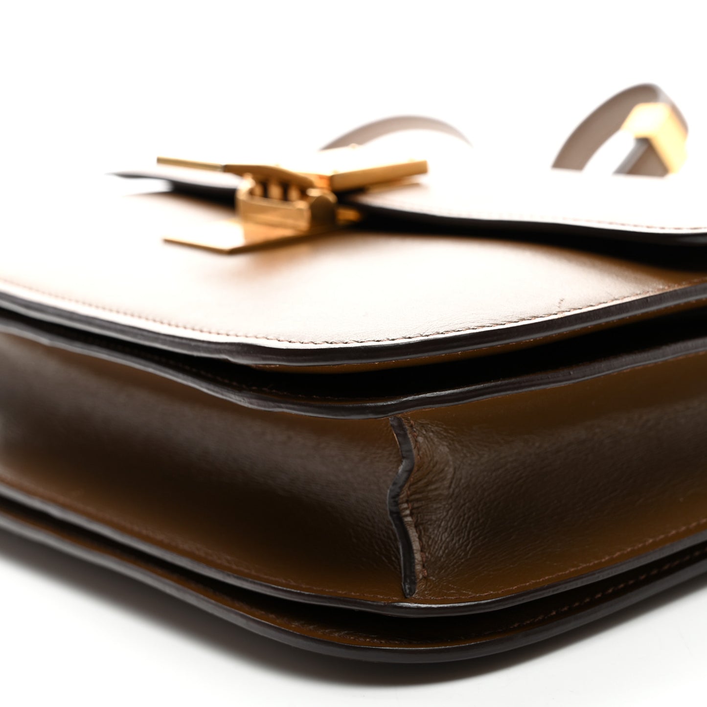 Box Calfskin Medium Classic Box Flap Bag Camel