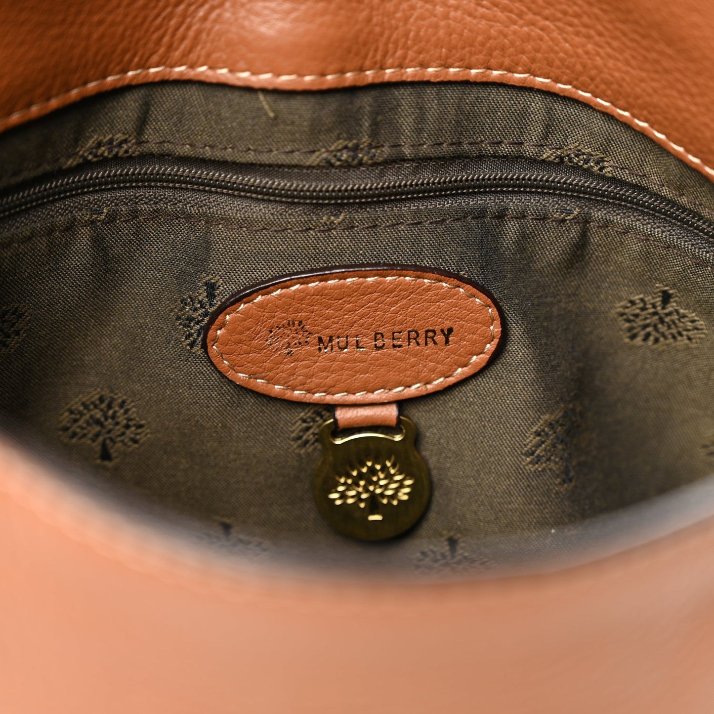 Grained Calfskin Oversized Edie Oak Oak