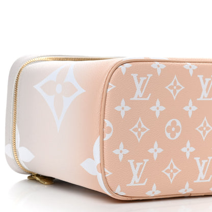 Louis Vuitton Monogram Giant By The Pool Nice BB Brume 7 of 8