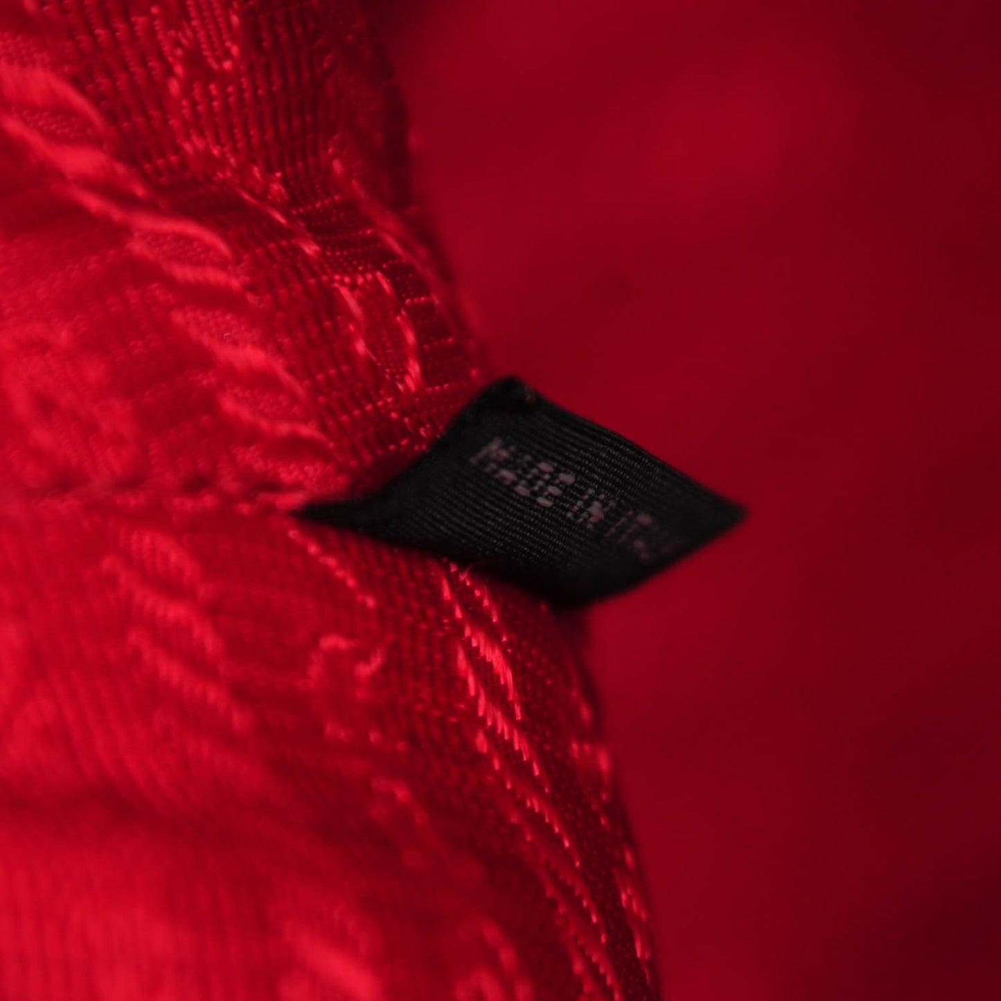 Saffiano Vernice Open Promenade Tote Rosso