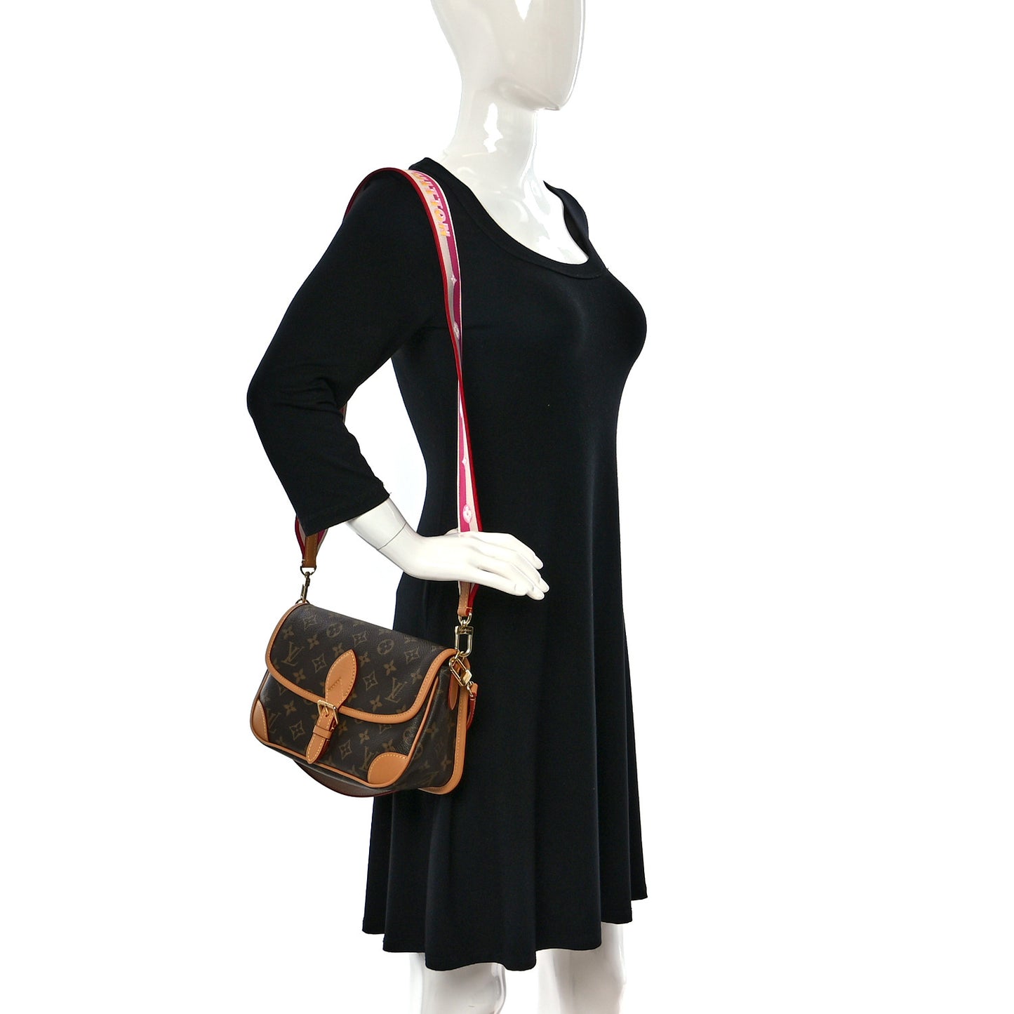 Monogram Diane Fuchsia