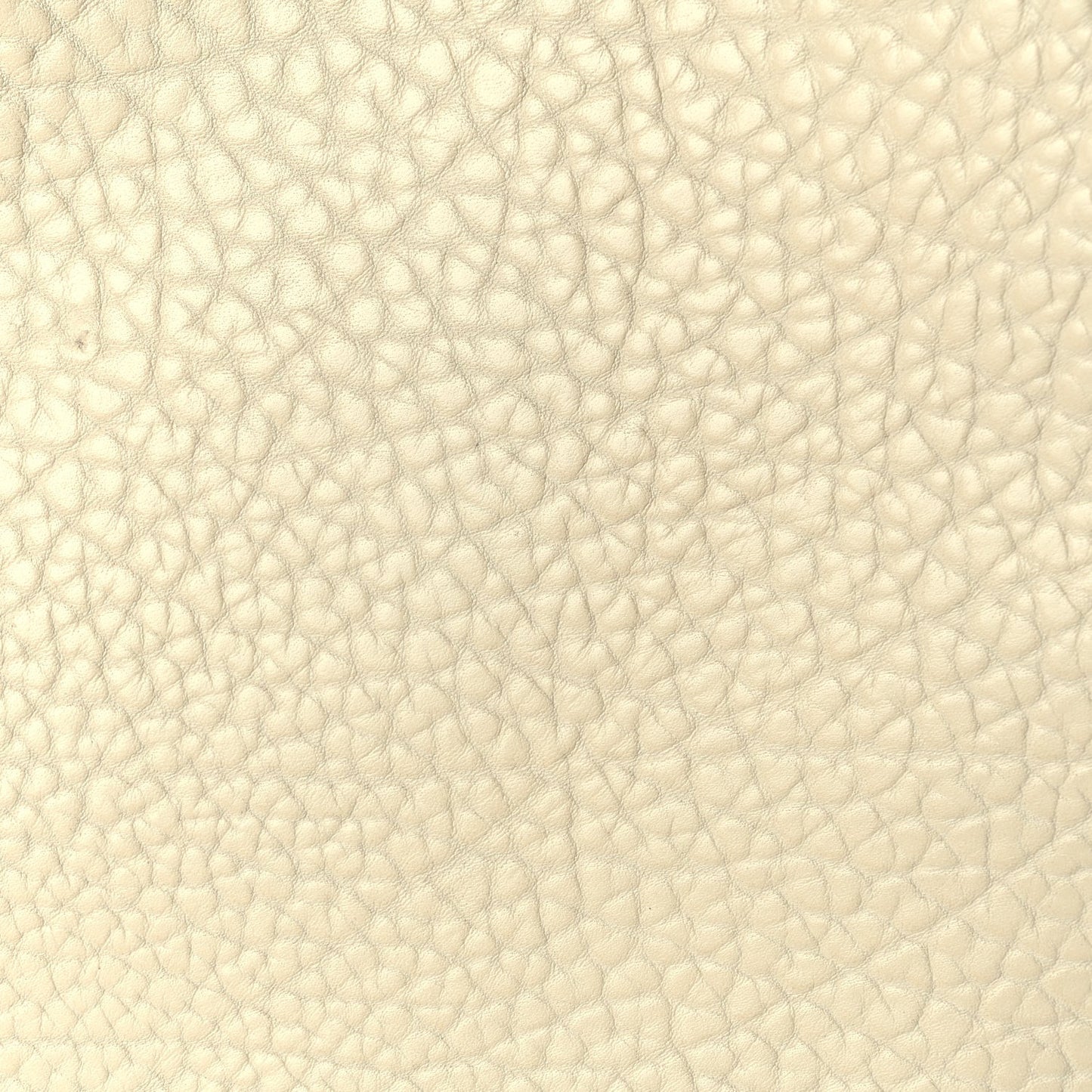 Signature Grain Extra Large Chess Shoulder Bag Pearl