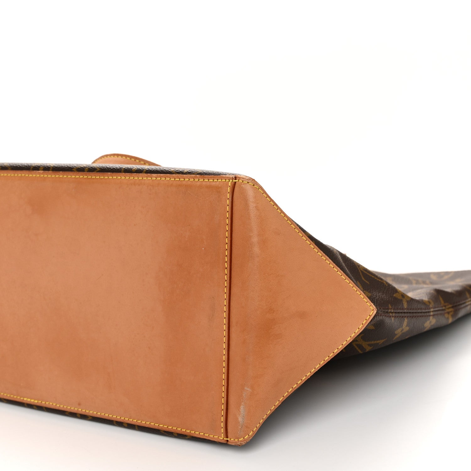 Louis Vuitton Monogram Cabas Mezzo 9 of 9