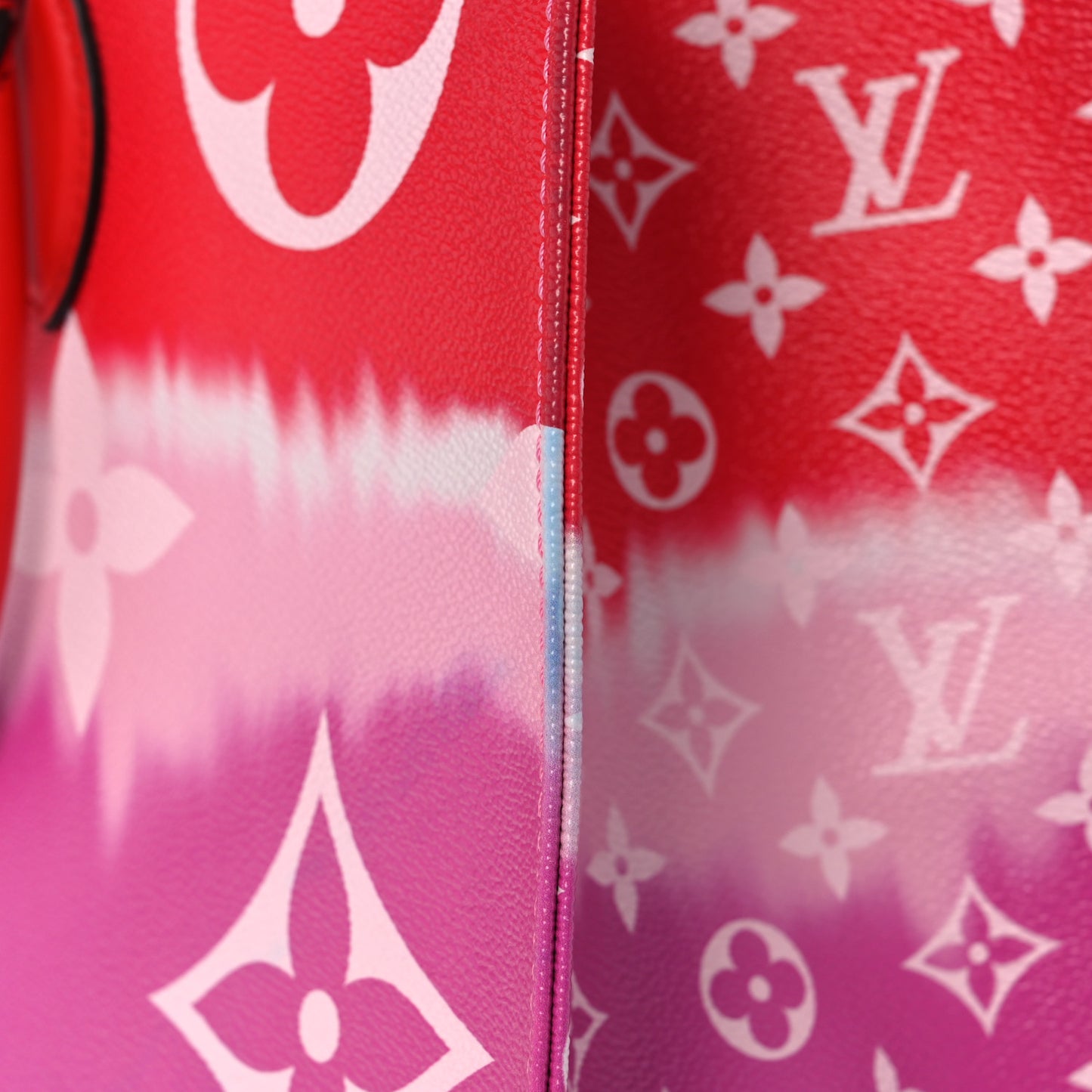 Monogram Escale Onthego GM Rouge