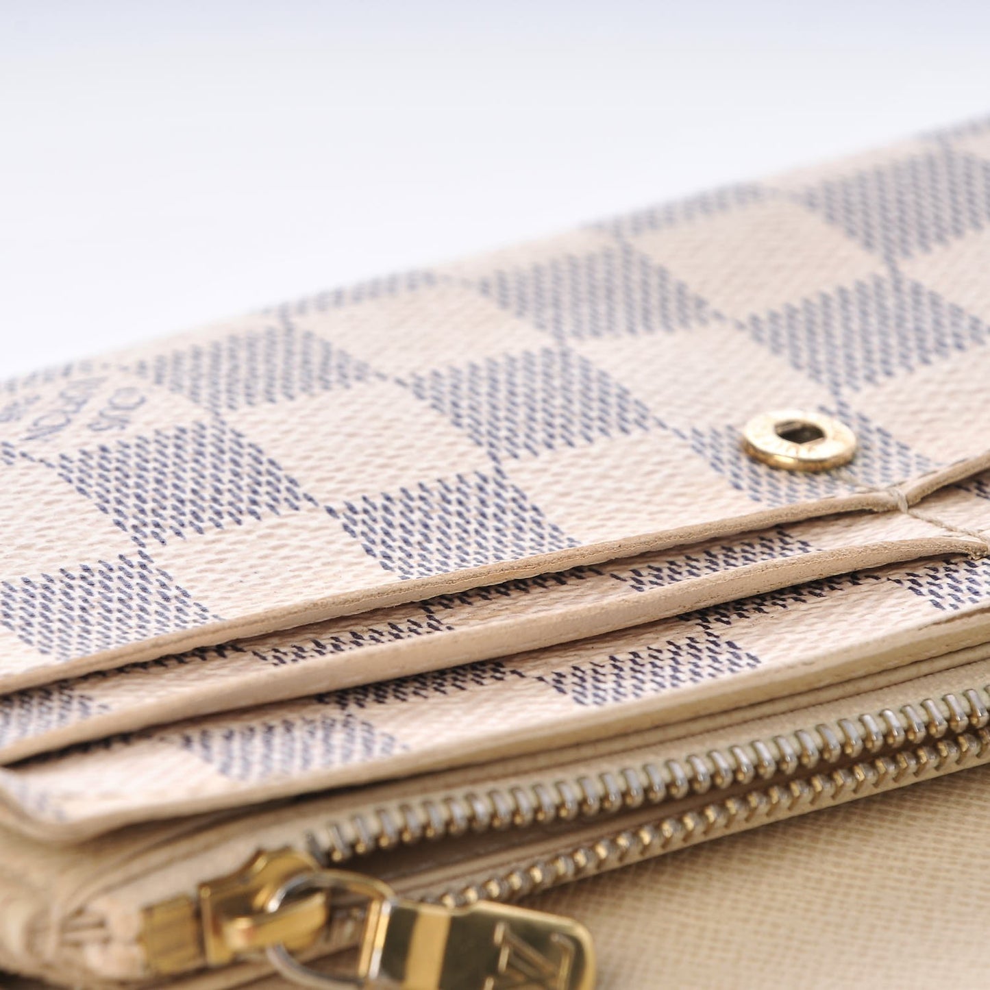 Damier Azur Sarah Wallet