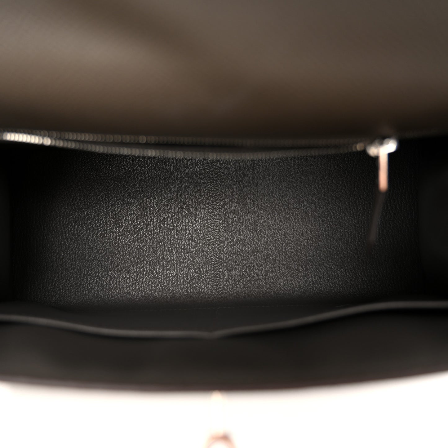 Epsom Kelly Sellier 28 Etain