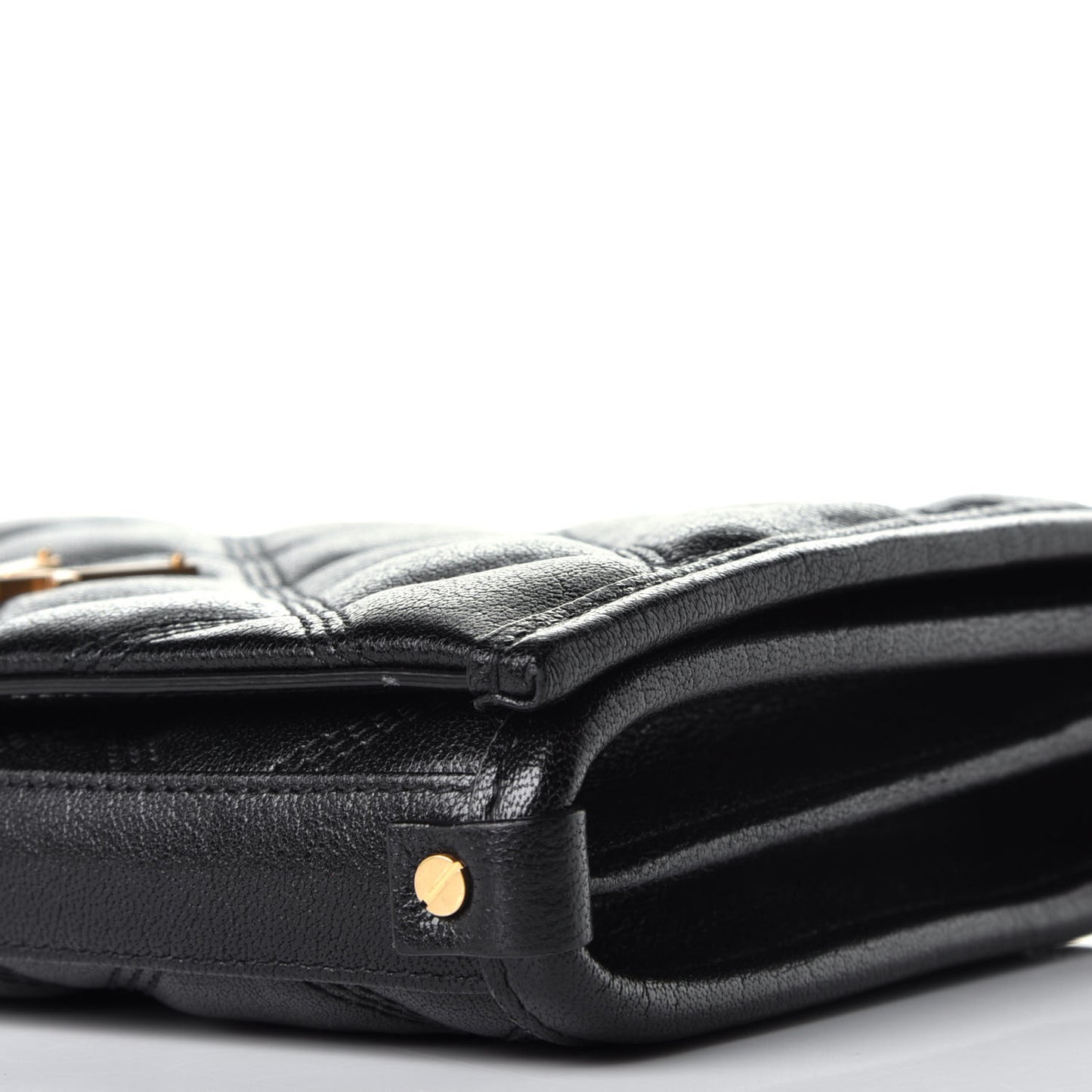 Lambskin Diamond Quilted Becky Chain Wallet Black