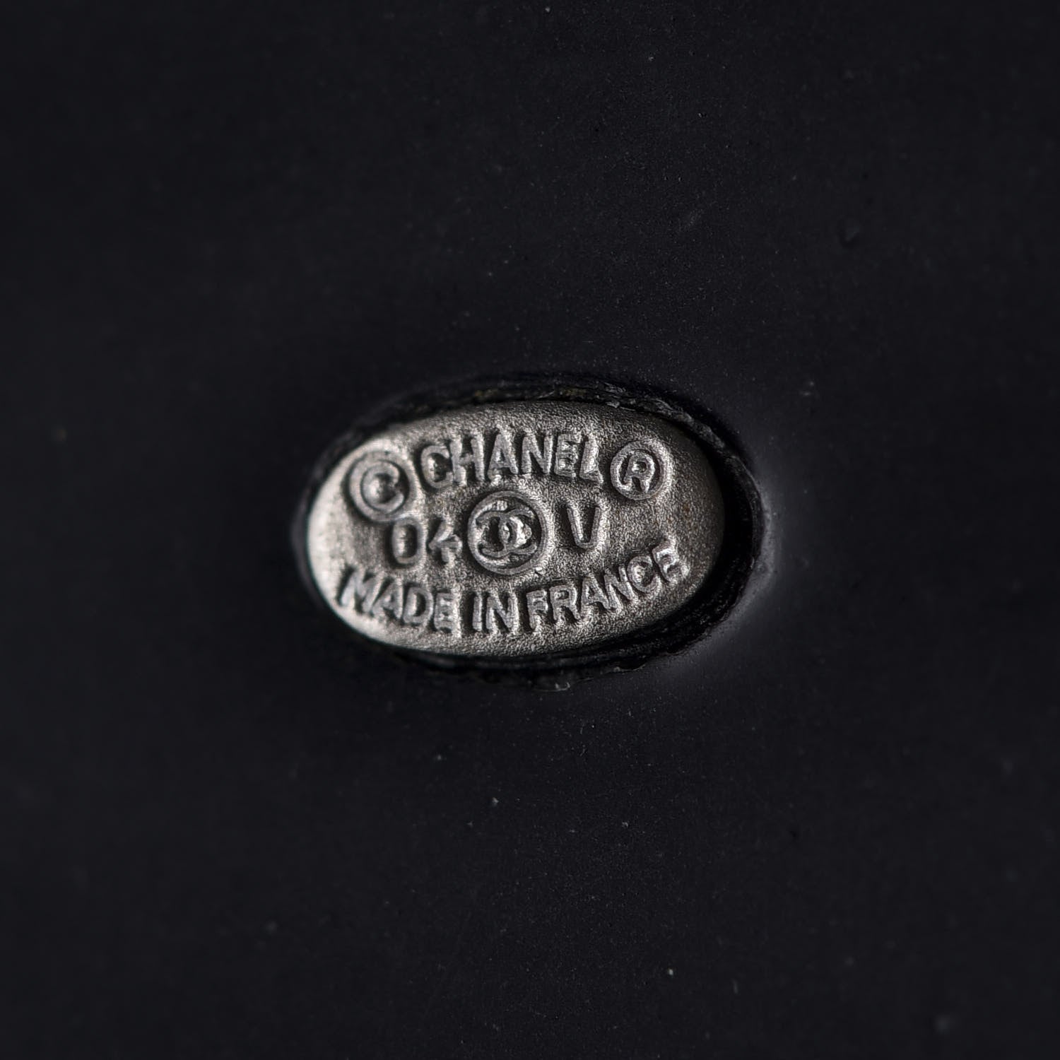 Chanel Resin CC Cuff White Black 3 of 3