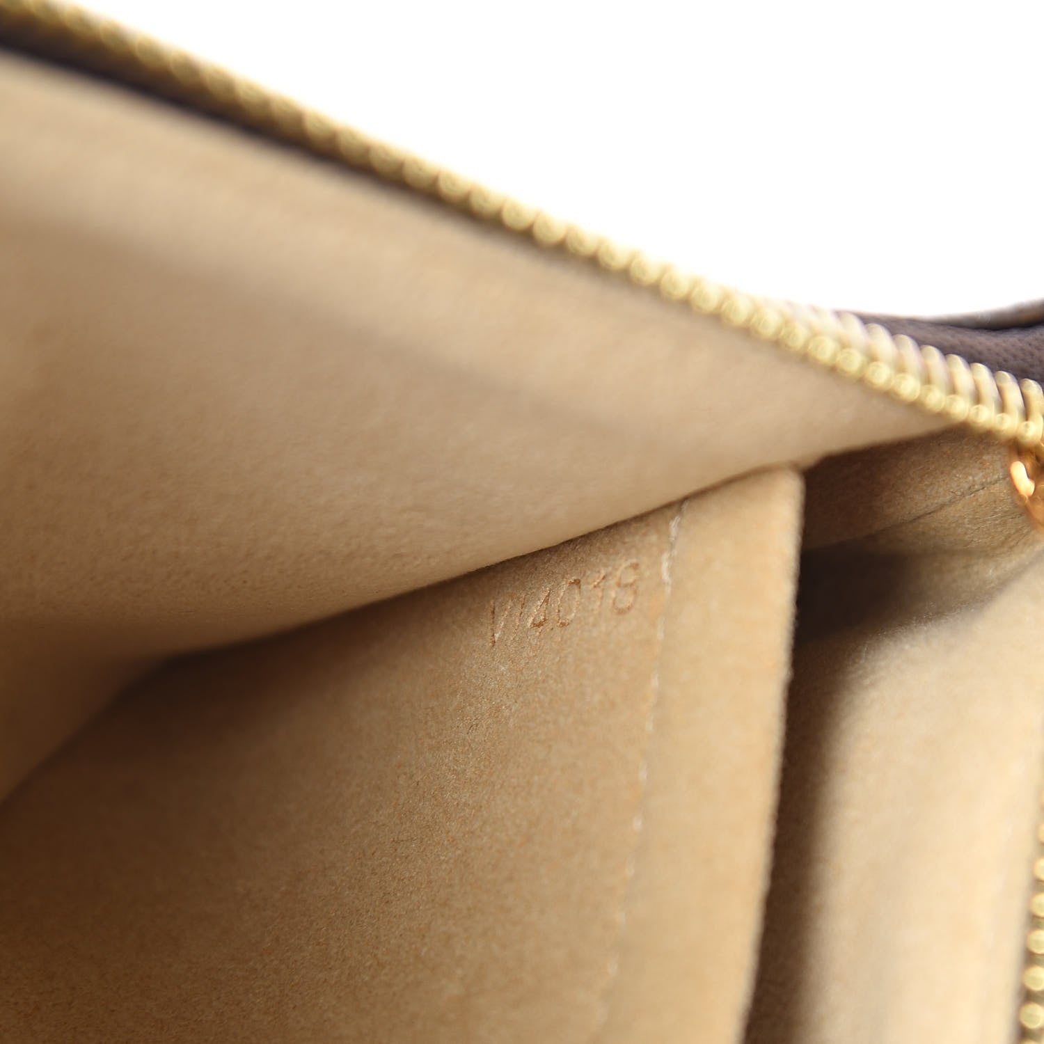 Louis Vuitton Monogram Pochette Milla MM 7 of 12