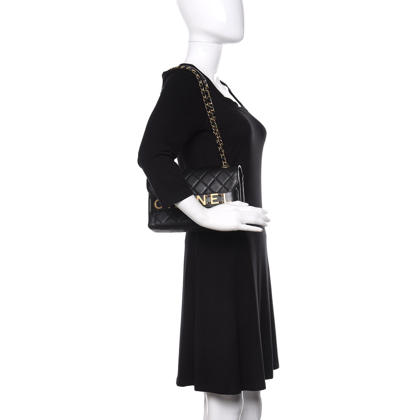 Calfskin Quilted Enchained Flap Black