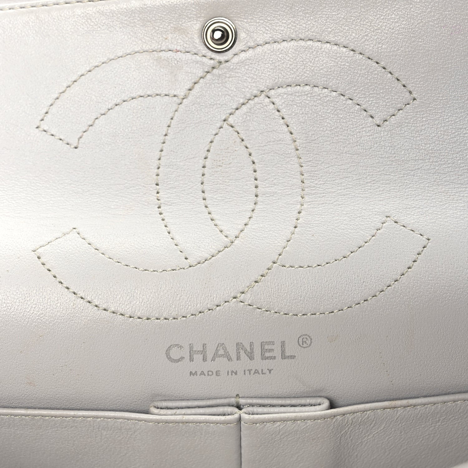 Chanel Aged Calfskin 2.55 Reissue 226 Flap  Ivory 5 of 9