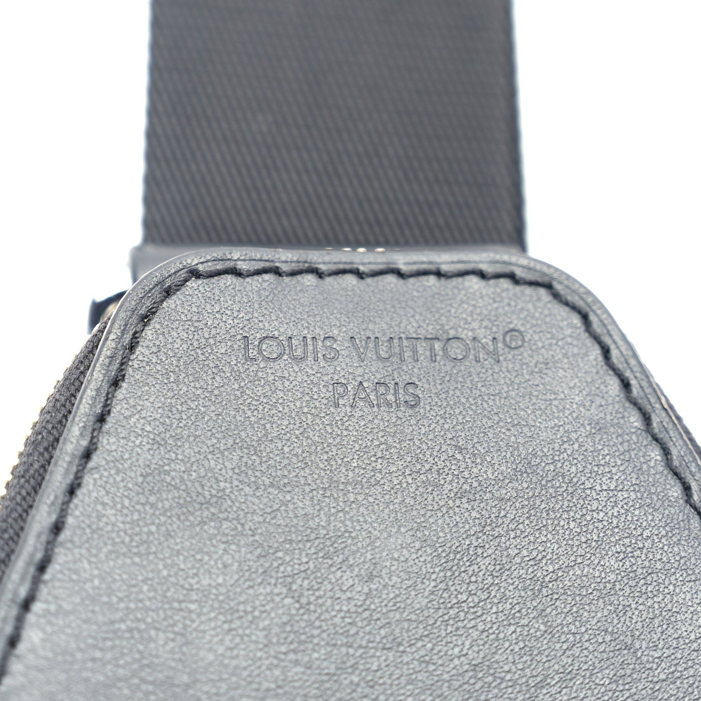 Monogram Eclipse Avenue Slingbag PM